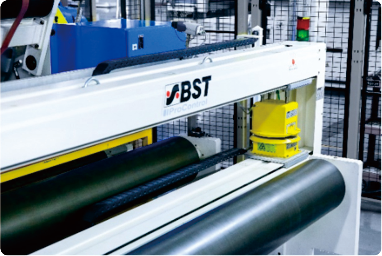 Laminating equipment at Shengli Pak